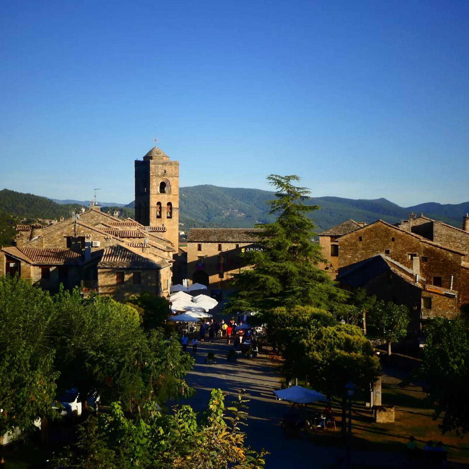 qué ver y hacer en Aínsa en 1 día
